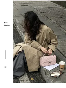 Details of the pink quilted chain shoulder bag, showing premium leather and chic turn-lock.