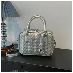 Metallic silver woven shoulder bag for women, stylish casual crossbody small square bag.