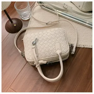 Woven leather crossbody handbag for women casual minimalist shoulder bag detail view