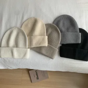 Bonnet tricoté unicolore pour femme hiver chaud mode casual bonnet beanie confortable