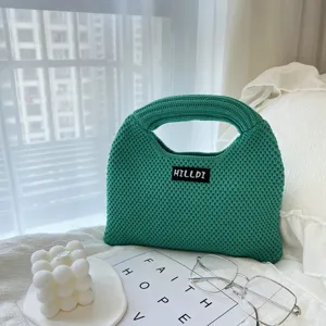 Grüne gestrickte Handtasche lässige Shopper Tasche stylische Freizeittasche für Alltag