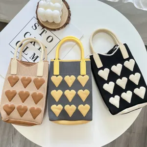 Kleine Strick Handtasche mit Herz Muster süße lässige Beuteltasche Damen Alltagstasche