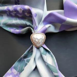 Elegant triangular silk scarf ring with pearl texture and rhinestones for women accessories