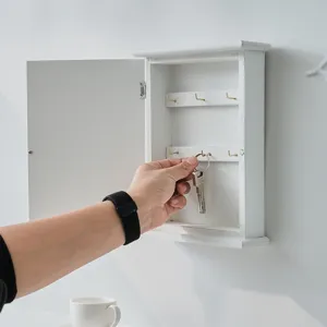 Caja de llaves de pared de madera para entrada, armario organizador blanco decorativo.