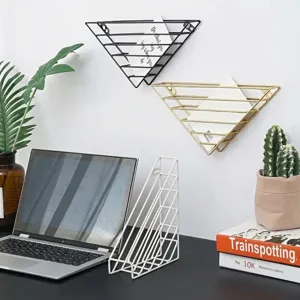 Nordic Iron Wall Mounted Bookshelf Geometric Triangle Magazine Storage Rack Minimalist Office Home Wall Display Shelf