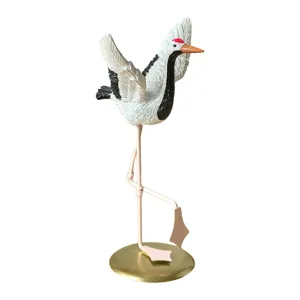Red-crowned crane figurine outdoor garden landscape ornament courtyard sculpture decor