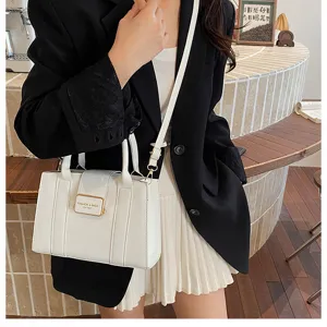 Sac à main cabas en cuir PU blanc pour femme, sac bandoulière élégant et décontracté.