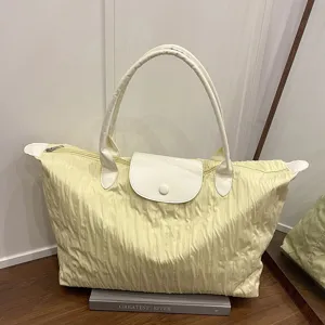 Casual large capacity women shoulder bag travel tote bag for daily commute yoga bag use