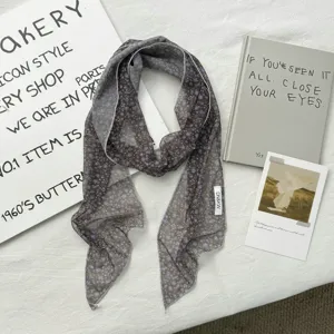 Chic elegante foulard sottile in chiffon con stampa floreale per donna, accessorio leggero.