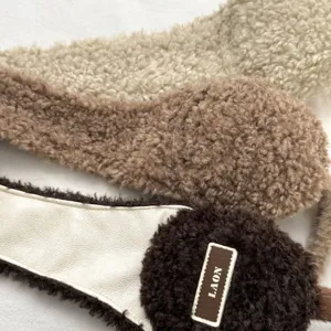Orejeras de sherpa mullidas para mujer, calentadores de orejas de felpa a prueba de viento.