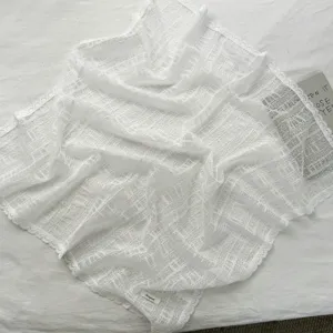 Witte kanten vierkante sjaal hol bloemig hoofddoek lente chique Franse stijl decoratieve wikkel