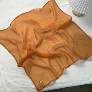 Lente Zomer dopamine oranje vierkante sjaal licht ademend modieus accessoire 67x67cm