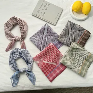 Foulard Quadrato da Donna con Motivo Geometrico Boemo Stampa Floreale Botanica Vintage in Poliestere Effetto Seta Foulard alla Moda Accessorio per Capelli