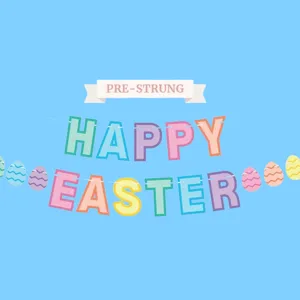 Striscione di carta per decorazioni di feste di pasqua con uova colorate e lettere, vista dettagliata.