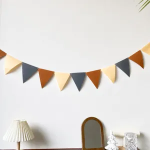 Banderole Triangulaire en Feutre Style INS Décoration de Fond de Fête d'Anniversaire de Bébé Guirlande Murale Accessoires de Photographie