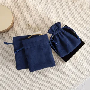 Dunkelblaue Samt Schmuck Kordelzug Beutel Geschenk Aufbewahrung Tasche Detailansicht Accessoires.