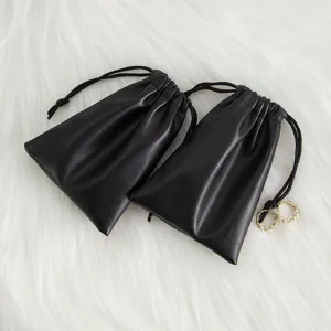 Schwarzer PU Leder Schmuckbeutel mit Kordelzug Aufbewahrungstasche fuer Accessoires