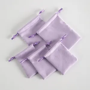 Weiche Samt Schmuckbeutel mit Kordelzug, zarte Lavendel Kosmetiktaschen für Geschenke.