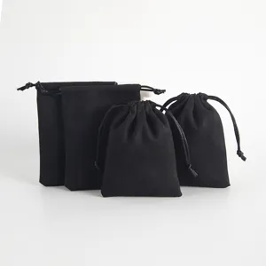 Schwarze Samtbeutel mit Kordelzug für Schmuck, Geschenke und kleine Accessoires Aufbewahrung.