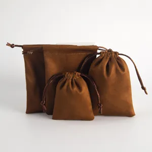 Braune Samt Schmuck Kordelzug Beutel Detailansicht, weiche Geschenk Aufbewahrungstasche.