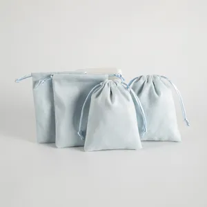 Hellblaue Samt Kordelzug Beutel Set, weiche Schmuck Geschenktaschen in verschiedenen Groessen.
