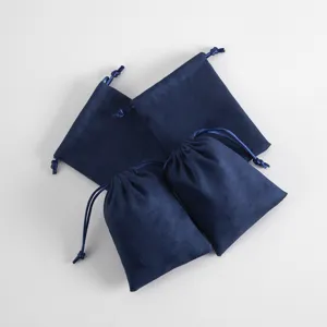 Dunkelblaue Samt Kordelzug Schmuckbeutel, Set aus vier Aufbewahrungsbeuteln für Geschenke.