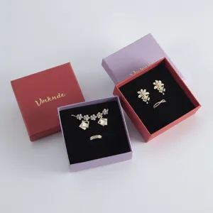 Multifunktionale Schmuck-Geschenkbox mit Samteinlage für Halsketten Ringe und Ohrringe