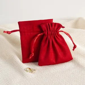 Roter Samt Schmuckbeutel Geschenkbeutel mit Kordelzug, ideal für kleine Accessoires Lagerung.
