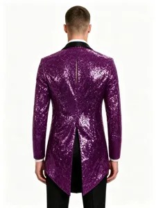 Vue arrière détaillée du frac à sequins pour homme, veste de smoking vintage de scène.