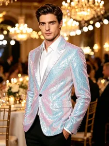 Vue détaillée de la veste de costume homme à sequins brillants rose et bleu pour fête.