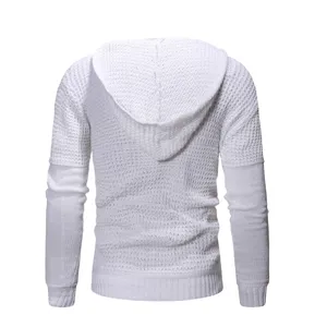 Weisser gehäkelter Strick-Kapuzenpullover Rückseite Detail Herren lässiger Pullover