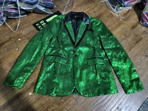 Blazer da uomo con paillettes verdi giacca da abito da discoteca lucida con risvolto.