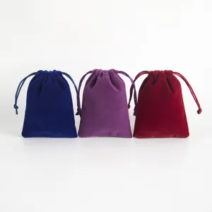 Samt Kordelzug Beutel fuer Schmuck und Geschenke Aufbewahrung Tasche Detail Ansicht, weich.