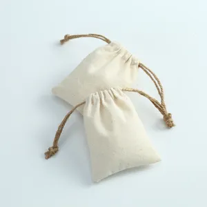 Baumwoll-Leinen Kordelzug Beutel Detailansicht, naturfarbene Stofftasche fur Schmuck.