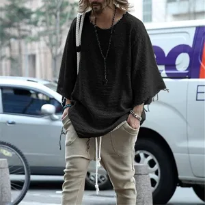Top da uomo casual a maniche lunghe tinta unita con orlo sfrangiato e design streetwear.