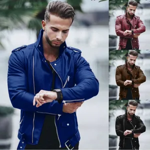 Veste de moto elegante en cuir synthetique pour homme avec fermeture eclair zippee.