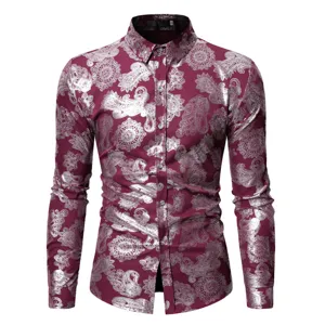 Herren Langarm Hemd mit Knöpfen und metallischem silbernen Paisley Blumenmuster.