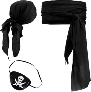 Vue détaillée de l'ensemble de costume de pirate noir avec foulard, ceinture et cache-œil.