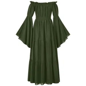 Grünes mittelalterliches Vintage Off-Shoulder Kleid mit langen Trompetenärmeln im Retro-Stil.