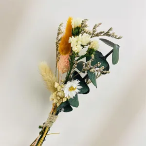 Mini Trockenblumen Strauß kleine Blumenarrangements für Geschenkschachtel Party Deko