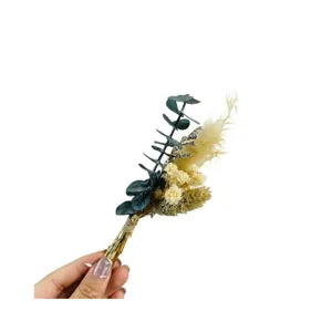 Mini handgemachte Trockenblumen Boutonniere Hochzeitskorsage fur Trauzeugen Dekoration