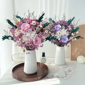 Bouquet de fleurs séchées eucalyptus rose préservée déco maison hortensia ornement