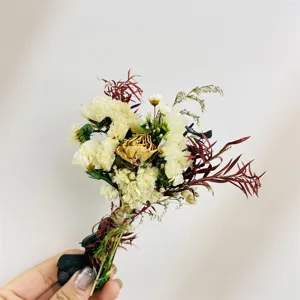 Mini Trockenblumen Strauß natürliche konservierte Blumen Geschenkschachtel Detail