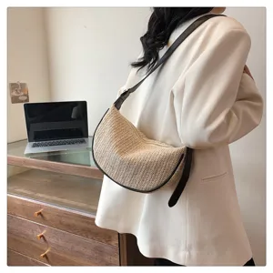 Sac bandoulière hobo en paille tressée sac demi-lune décontracté pour femme chic quotidien
