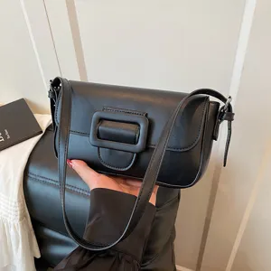 Damen PU Leder Umhängetasche Einfarbig Klappe Quadratische Handtasche Casual Tägliche Chic Pendler Unterarm Tasche