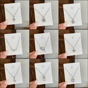 Minimalist Copper Rhinestone Pendant Necklace Elegant Geometric Star Moon Clavicle Chain Daily Commute Sweet Cool Light Luxury Neckwear Gift For Women