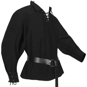 Details des schwarzen mittelalterlichen Schnür-Piratenhemds mit Gürtel für Cosplay und Bühne.