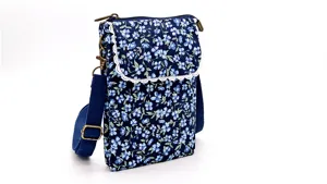 Floral Fabric Crossbody Phone Bag Pastoral Style Women Mini Messenger Bag Detail