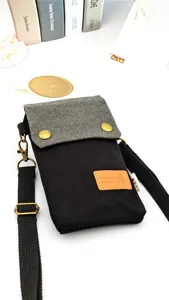 Canvas crossbody phone bag for women, casual minimalist mini messenger bag with strap.