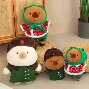 Schattige Capybara pluche speelgoed met traditionele Chinese winter militaire jas en bloemenjas